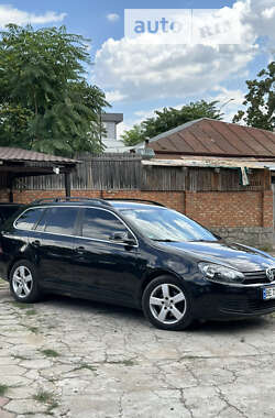 Універсал Volkswagen Golf 2011 в Миколаєві