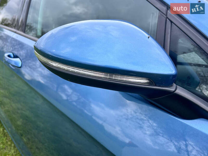 Хетчбек Volkswagen Golf 2013 в Луцьку