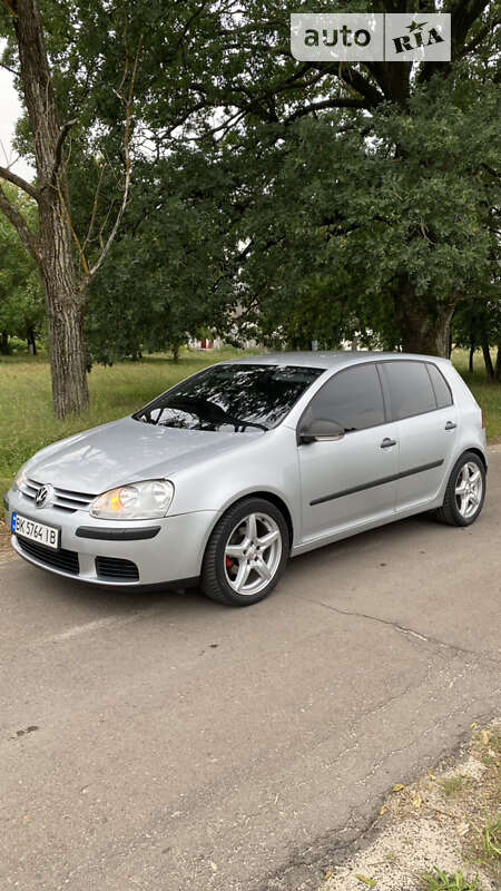 Volkswagen Golf 2004 Volkswagen Golf 2004