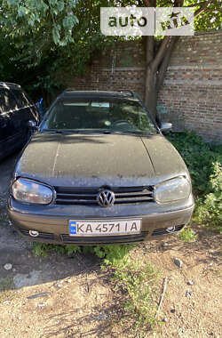 Універсал Volkswagen Golf 2000 в Києві