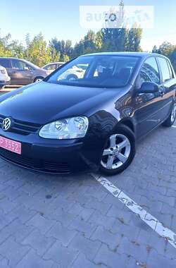 Хетчбек Volkswagen Golf 2005 в Запоріжжі