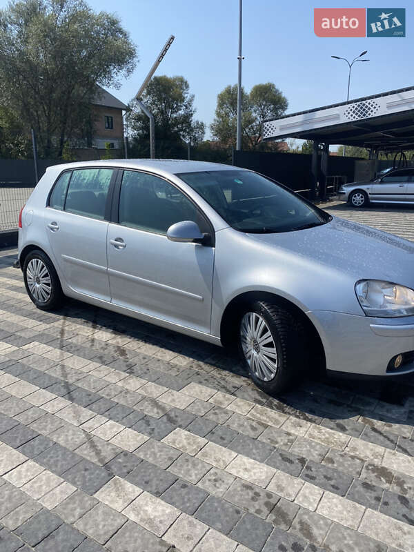 Хетчбек Volkswagen Golf 2007 в Львові
