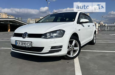 Универсал Volkswagen Golf 2015 в Киеве