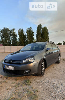 Универсал Volkswagen Golf 2010 в Беляевке