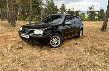 Хэтчбек Volkswagen Golf 1998 в Кропивницком