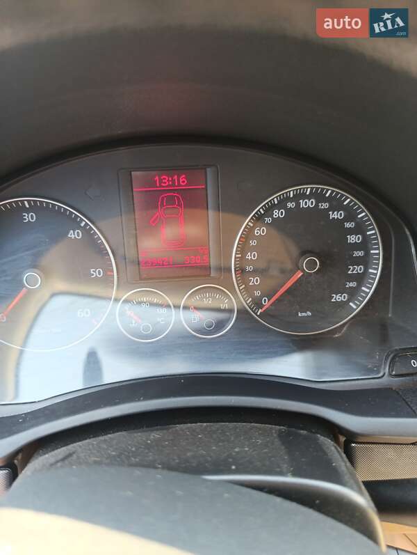 Універсал Volkswagen Golf 2008 в Івано-Франківську