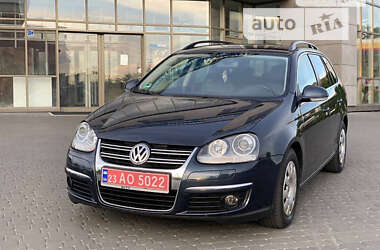 Универсал Volkswagen Golf 2007 в Староконстантинове