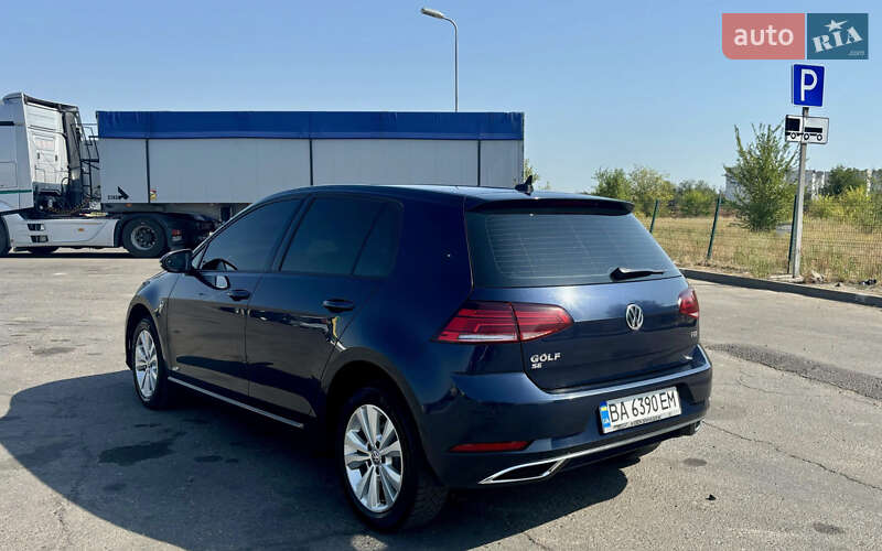 Хэтчбек Volkswagen Golf 2018 в Вознесенске