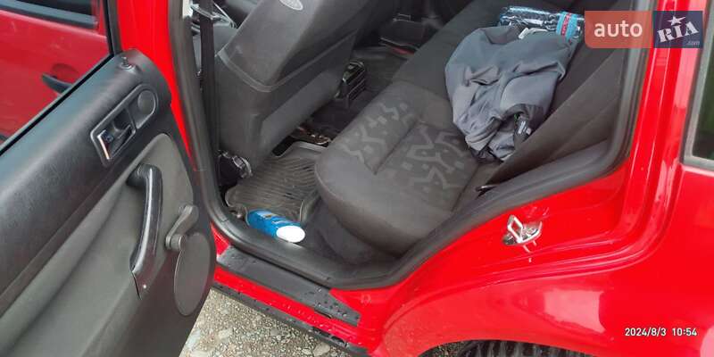 Універсал Volkswagen Golf 1999 в Коломиї