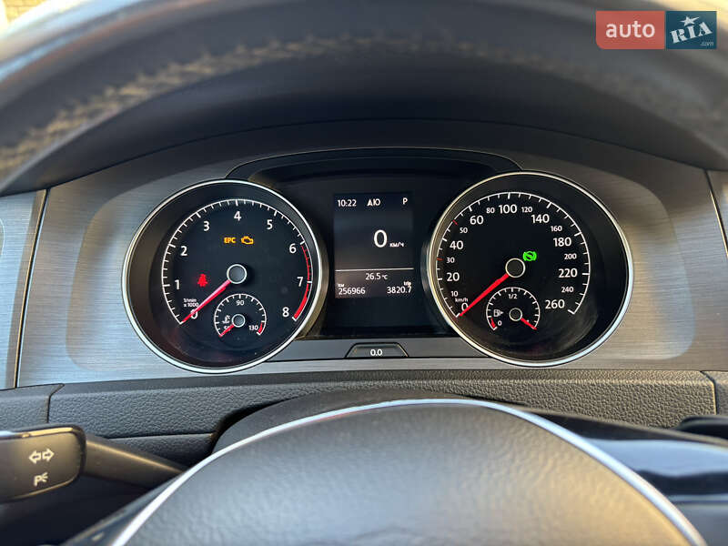 Универсал Volkswagen Golf 2013 в Киеве фото 4 Универсал Volkswagen Golf 2013 в Киеве