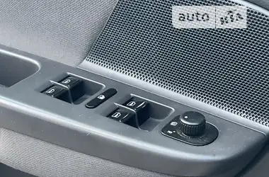 Volkswagen Golf 2004