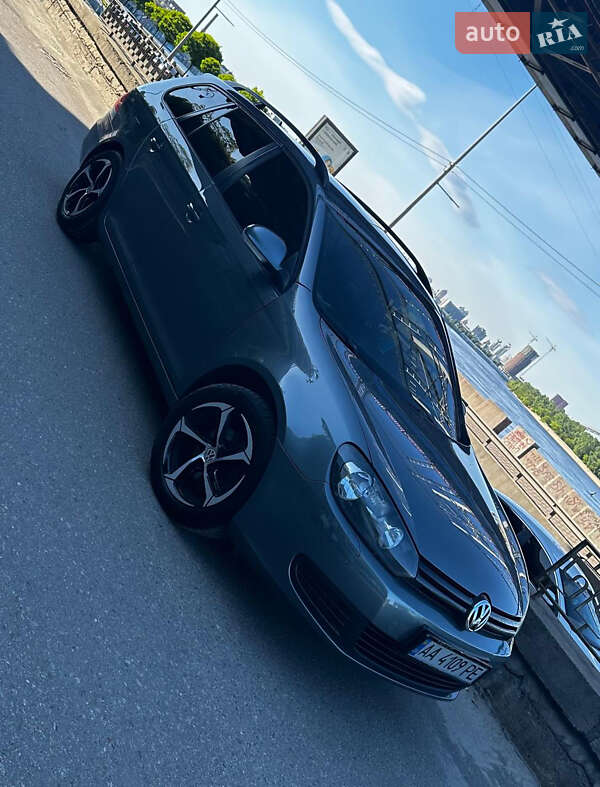 Volkswagen Golf 2011