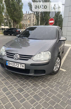 Хэтчбек Volkswagen Golf 2005 в Одессе