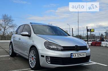 Хэтчбек Volkswagen Golf 2012 в Киеве