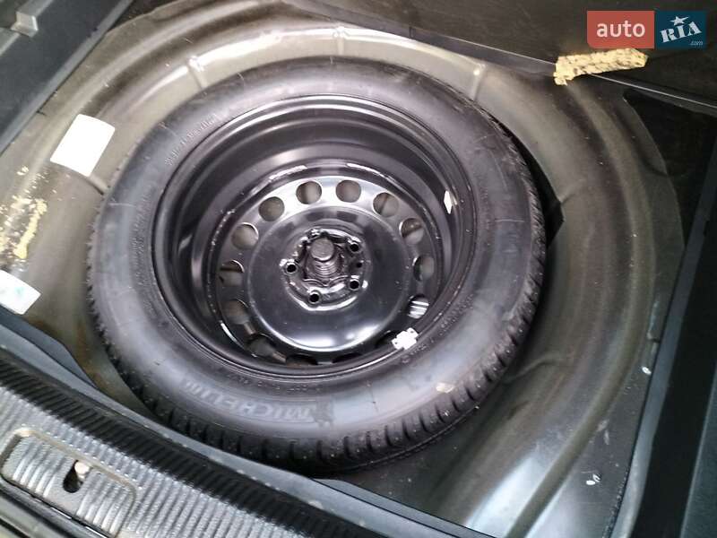 Универсал Volkswagen Golf 2009 в Бершади