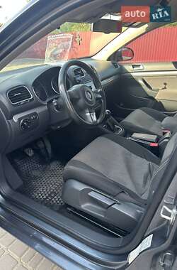 Універсал Volkswagen Golf 2013 в 