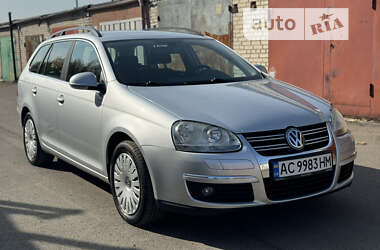 Універсал Volkswagen Golf 2008 в Луцьку