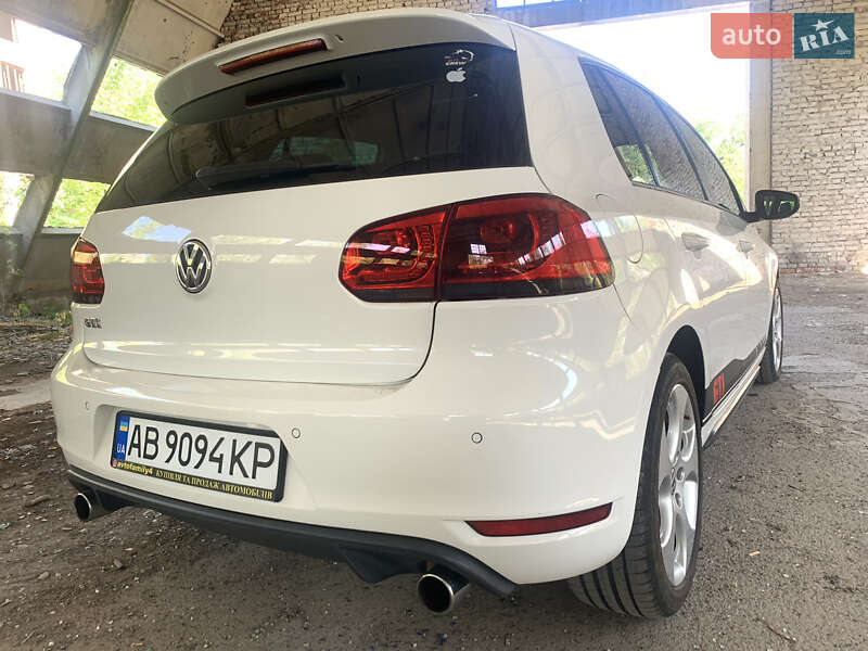 Хетчбек Volkswagen Golf 2011 в Тульчині