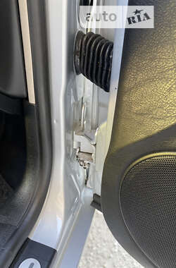 Хэтчбек Volkswagen Golf 2001 в  фото 30 Хэтчбек Volkswagen Golf 2001 в