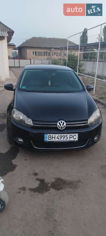 Хетчбек Volkswagen Golf 2009 в Саврані