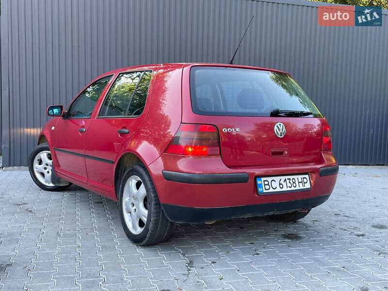 Хетчбек Volkswagen Golf 2001 в Дрогобичі