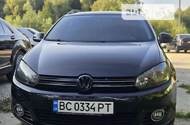 Універсал Volkswagen Golf 2012 в Стрию