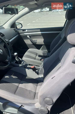 Хэтчбек Volkswagen Golf 2008 в 