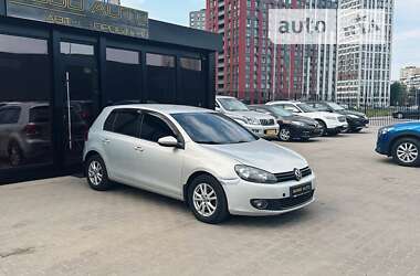 Хетчбек Volkswagen Golf 2010 в Києві