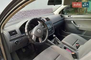 Хетчбек Volkswagen Golf 2005 в Ямполі