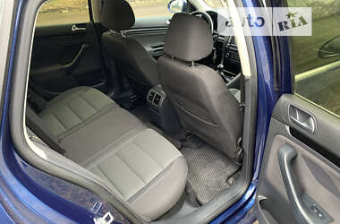 Универсал Volkswagen Golf 2011 в Львове