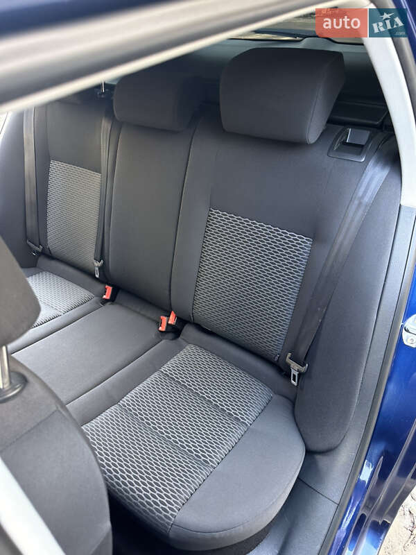 Универсал Volkswagen Golf 2009 в Львове