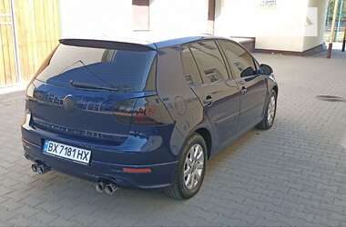 Хэтчбек Volkswagen Golf 2005 в 