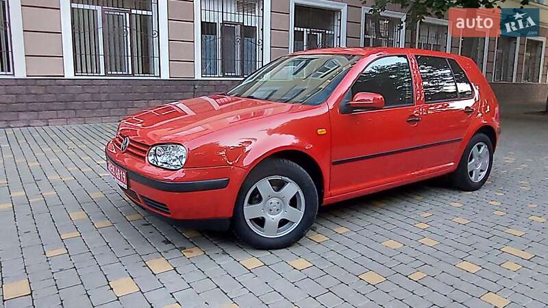 Хетчбек Volkswagen Golf 1999 в Одесі