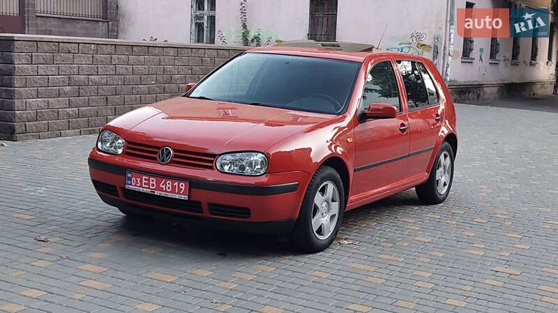 Хетчбек Volkswagen Golf 1999 в Одесі
