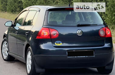 Хэтчбек Volkswagen Golf 2008 в Ровно