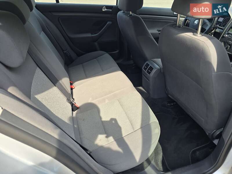 Универсал Volkswagen Golf 2008 в Ковеле