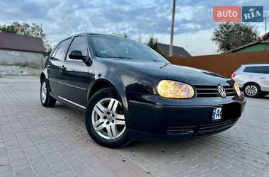 Хэтчбек Volkswagen Golf 2001 в Локачах