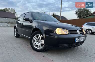 Хэтчбек Volkswagen Golf 2001 в Локачах