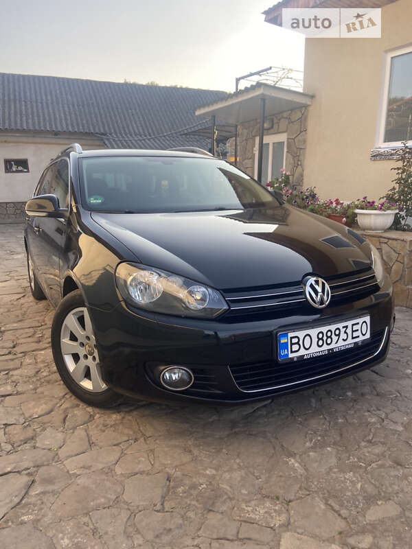 Універсал Volkswagen Golf 2011 в Бучачі
