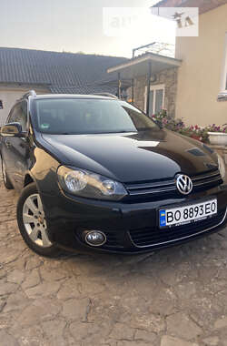 Универсал Volkswagen Golf 2011 в 