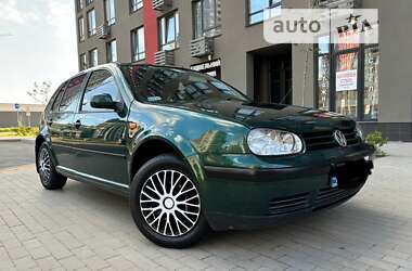 Хетчбек Volkswagen Golf 1998 в Києві