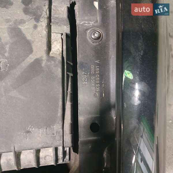 Універсал Volkswagen Golf 2007 в Чернівцях