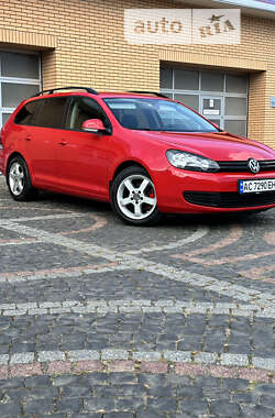 Универсал Volkswagen Golf 2011 в Луцке