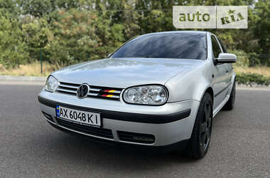 Хэтчбек Volkswagen Golf 1999 в Харькове