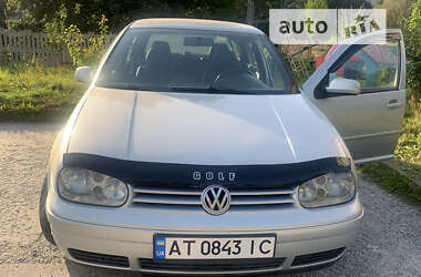 Хэтчбек Volkswagen Golf 2000 в Ворохте