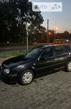 Хэтчбек Volkswagen Golf 2000 в Луцке