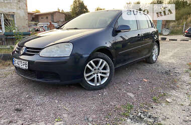 Хетчбек Volkswagen Golf 2005 в Львові