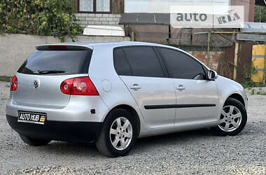 Хетчбек Volkswagen Golf 2005 в Бердичеві