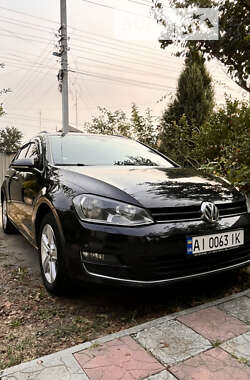 Универсал Volkswagen Golf 2015 в Фастове