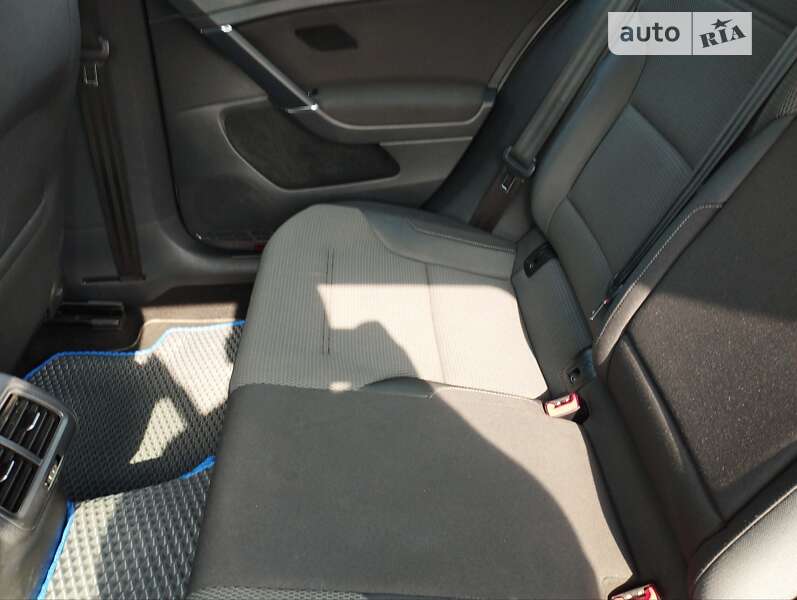 Універсал Volkswagen Golf 2013 в Вінниці